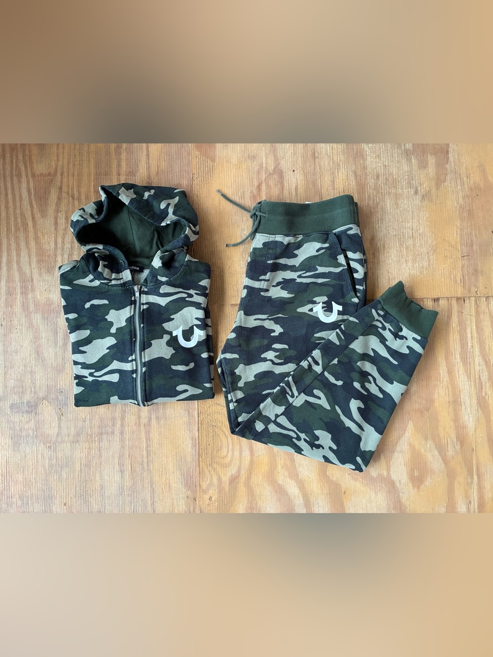 True Religion Camo Hoodie & Jogger Set - Green Camo, Medium
